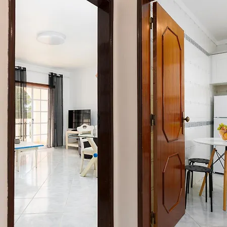 Solar Do Vau 2 Bed With Pool Portimao