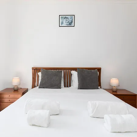 Apartment Solar Do Vau 2 Bed With Pool, Short Walk To Beach! *