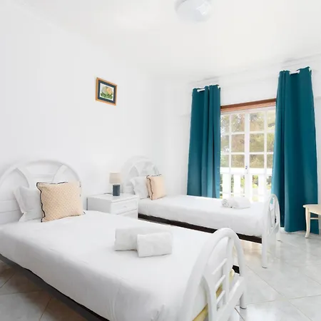 Apartment Solar Do Vau 2 Bed With Pool Portimao