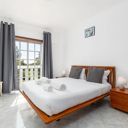 Solar Do Vau 2 Bed With Pool, Short Walk To Beach! Apartment