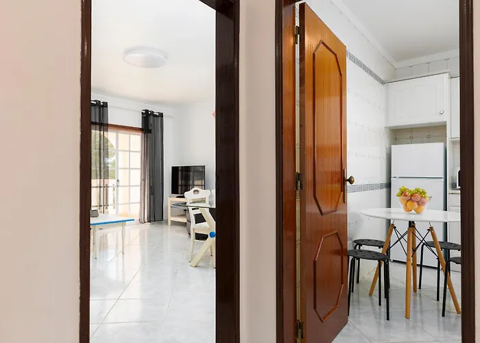 Solar Do Vau 2 Bed With Pool Portimão