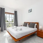 Solar Do Vau 2 Bed With Pool شقة